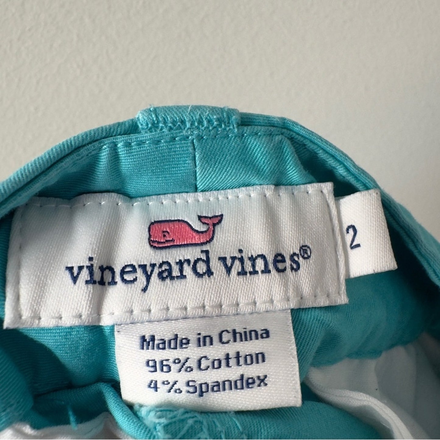 Vineyard Vines Embroidered Whale Shorts Double Button Zip Cotton Stretch pockets