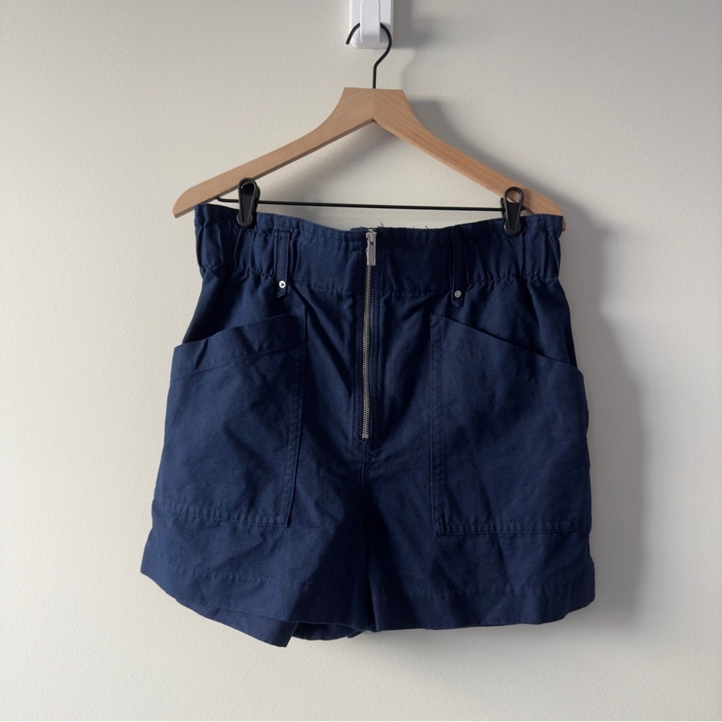 Banana Republic cotton/linen navy Blue Shorts paperbag waist zip up zipper front