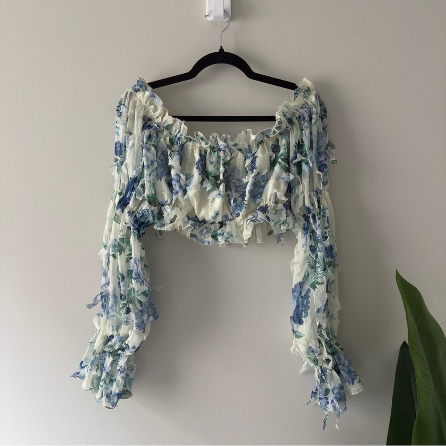 Shein Floral Off-Shoulder Ruffle Top Long Sleeve Cropped Crop Frilly Spring EUC