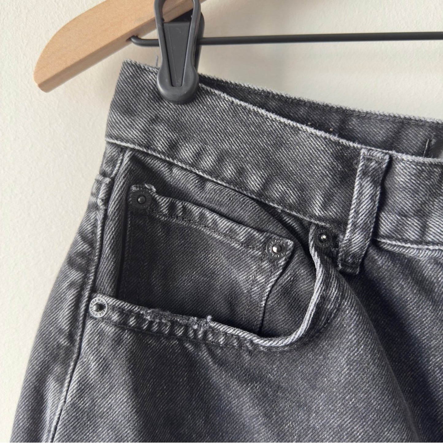 White Fox Stylish Straight Leg Jeans Black Denim Pants Dark Gray Charcoal casual