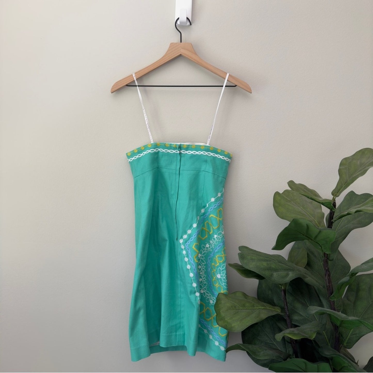 Lilly Pulitzer Strapless Mini Dress Bumble Bee Embroidered Cotton Stretch Preppy