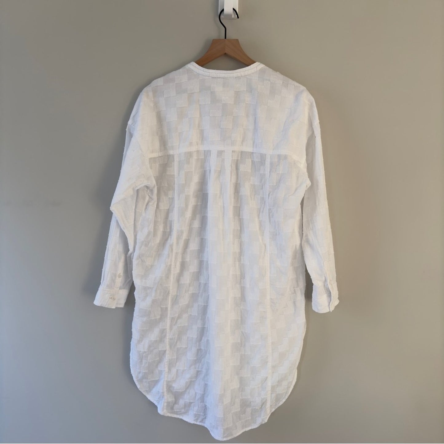 Anthropologie Maeve Roberta Textured Henley Tunic Top White Button-Up Shirt long