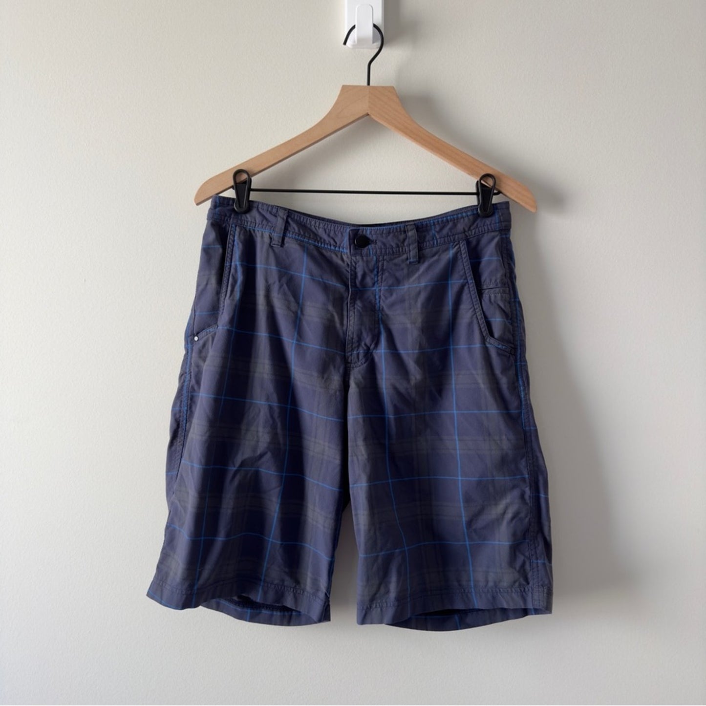 Lululemon men’s athletic golf shorts plaid kahuna pockets belt loops zip button