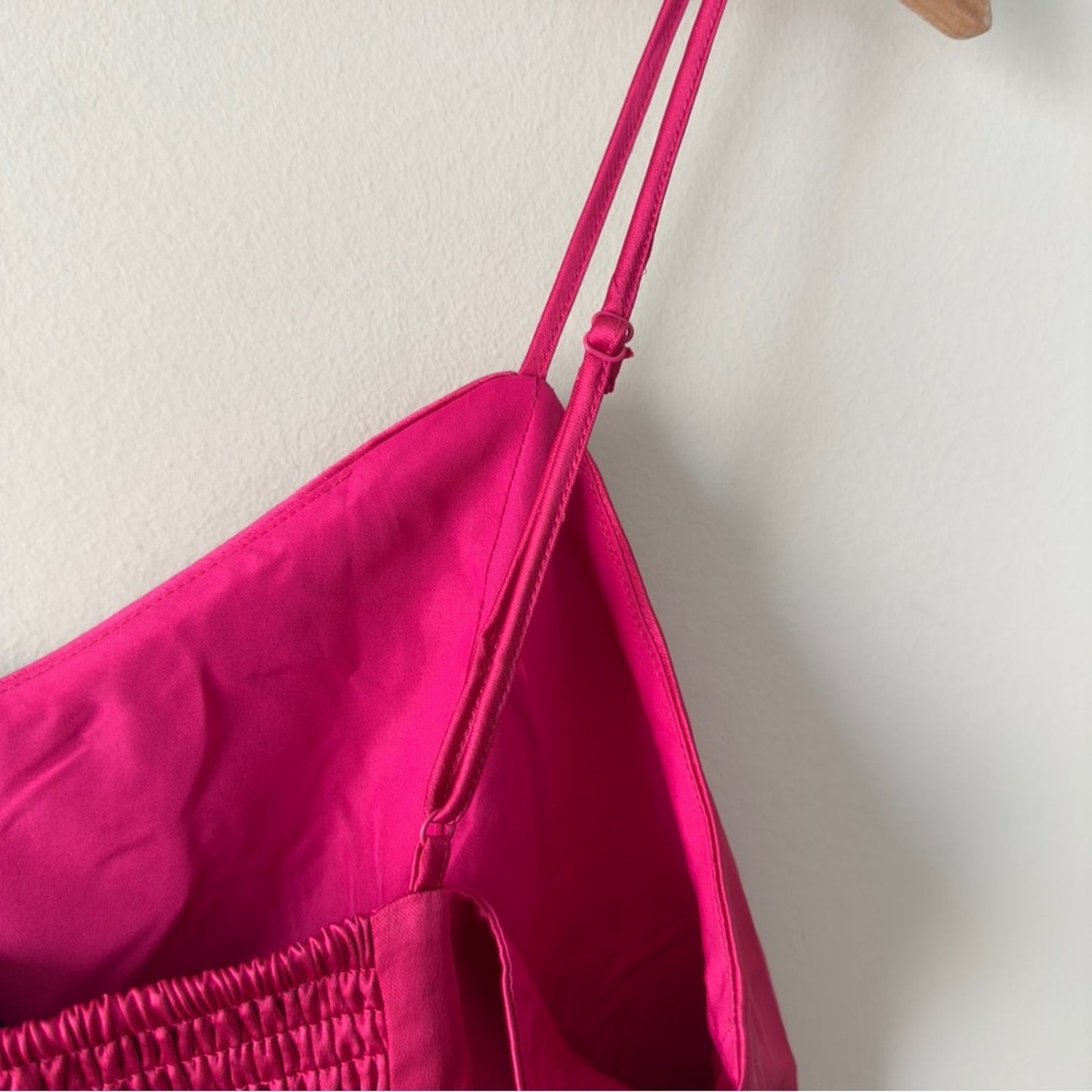 Revolve House of Harlow 1960 Pink Crop Camisole smocked back spaghetti straps L