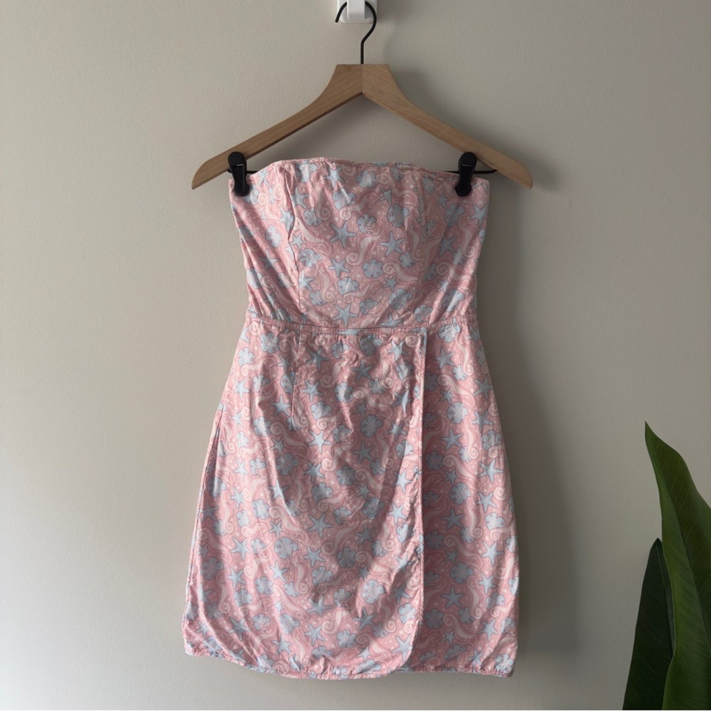 Vineyard Vines Seahorse Print Y2K Strapless Pink mini Dress sand dollar starfish