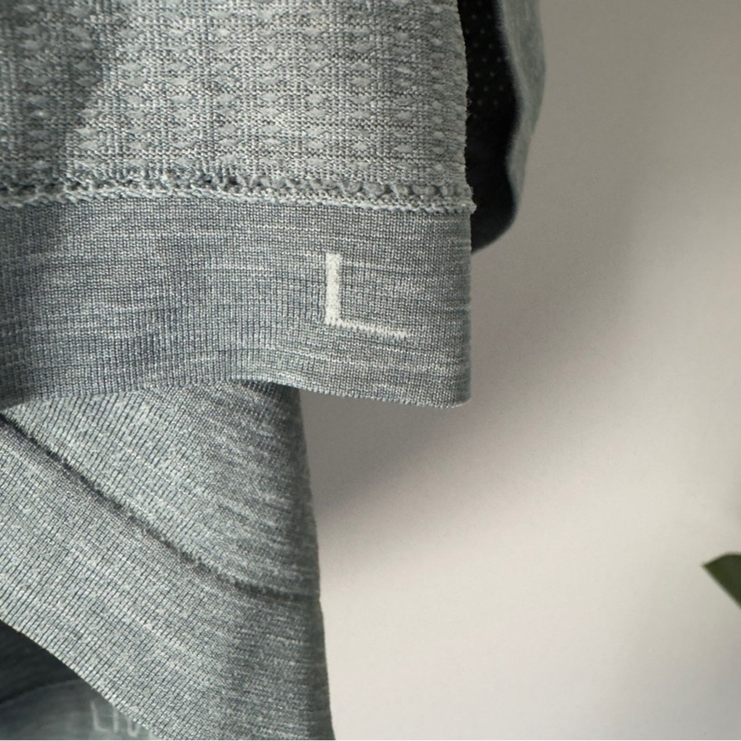 Lululemon Metal Vent Tech Short Sleeve Shirt Athletic Activewear Active Running