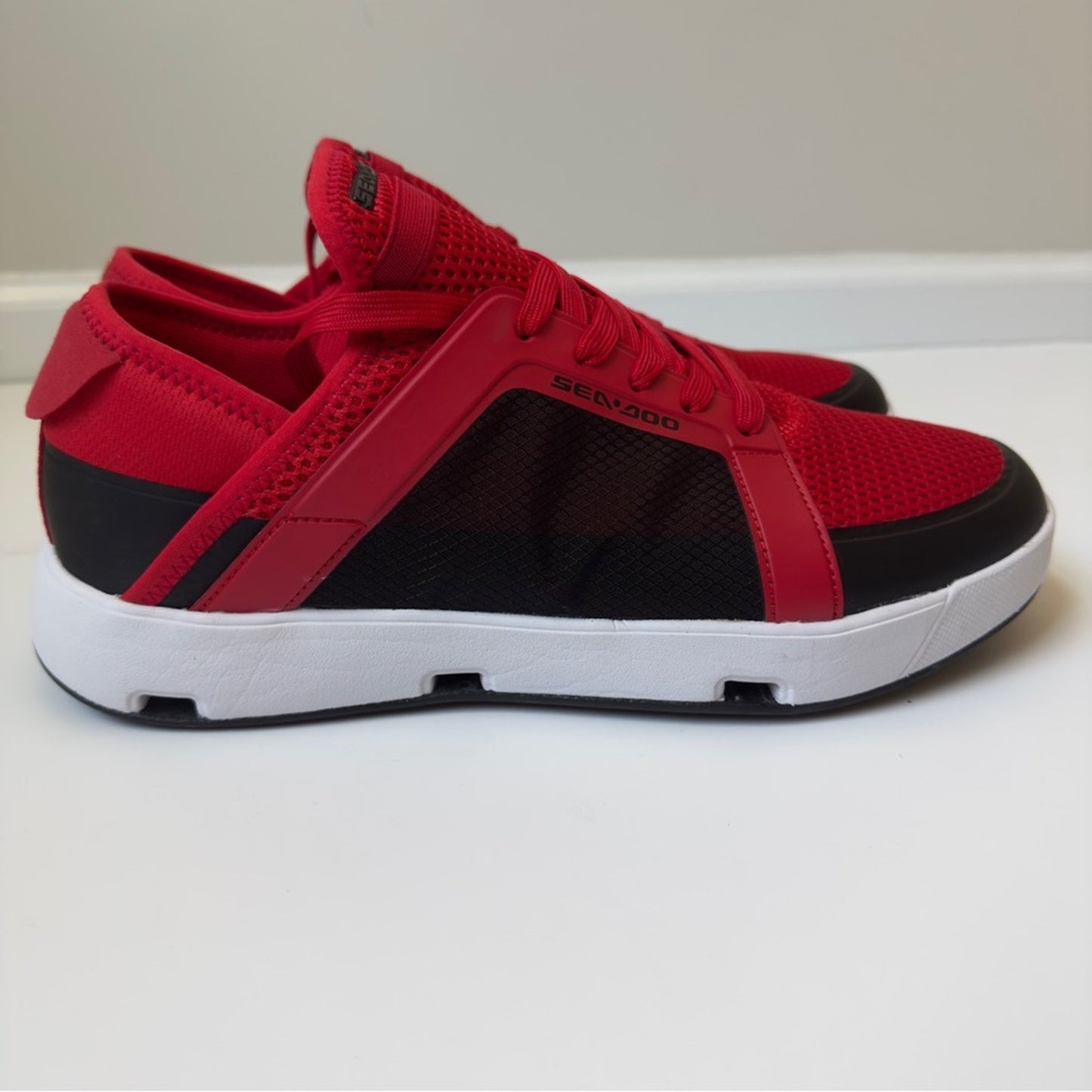 Sea-Doo Water Shoes in Red Black jet ski Sneakers water sports drain holes mesh