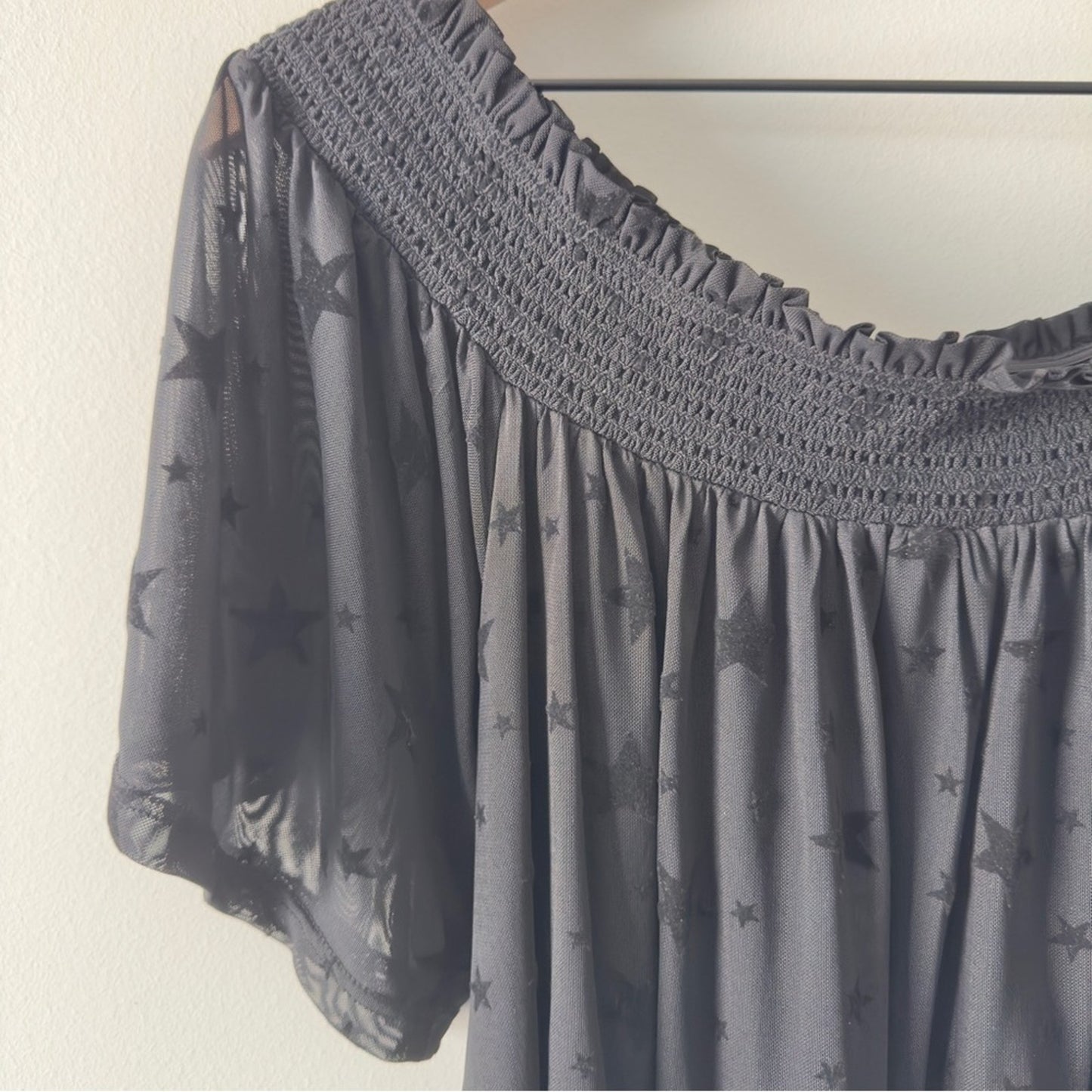 Anthropologie Maeve Star Print Black Off-Shoulder Stars Top Smocked Mesh Stretch