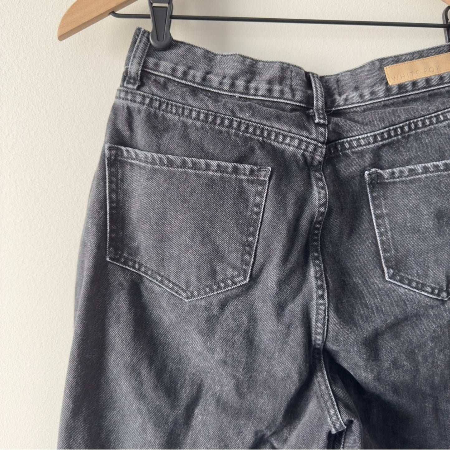 White Fox Stylish Straight Leg Jeans Black Denim Pants Dark Gray Charcoal casual