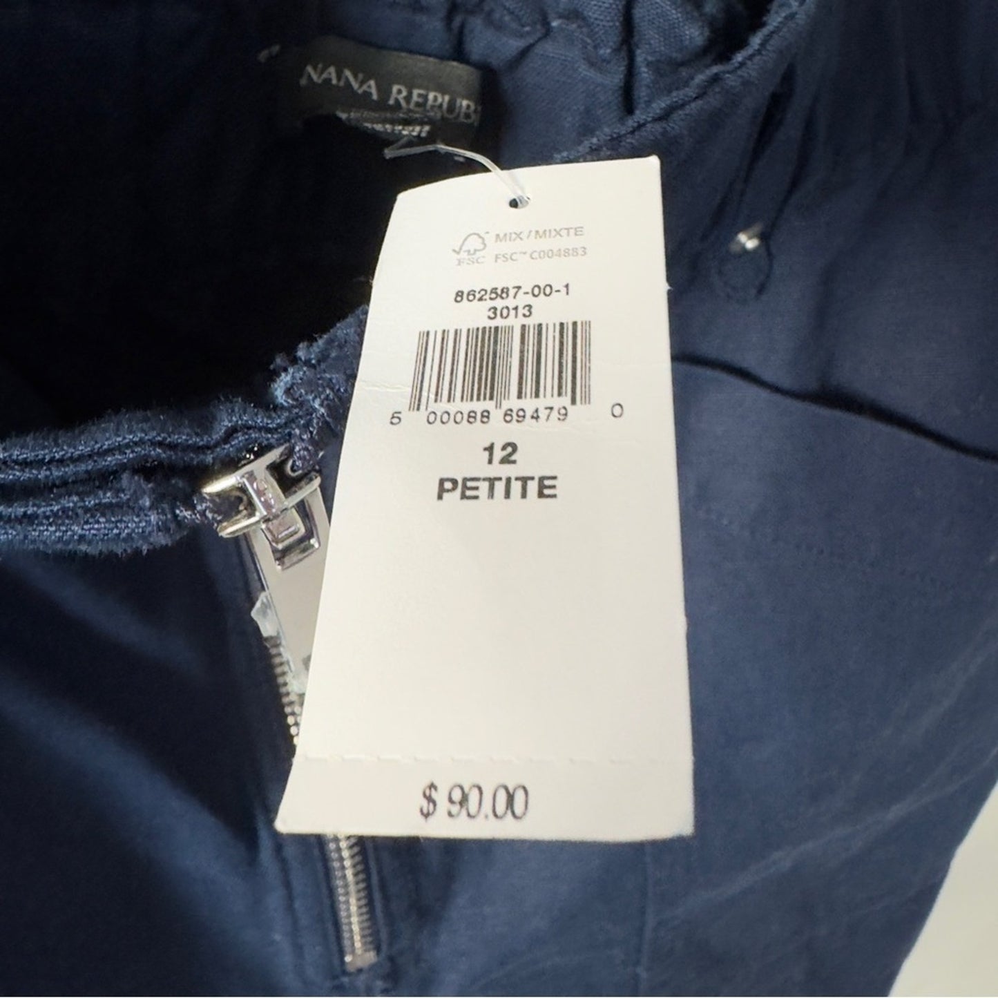 Banana Republic cotton/linen navy Blue Shorts paperbag waist zip up zipper front