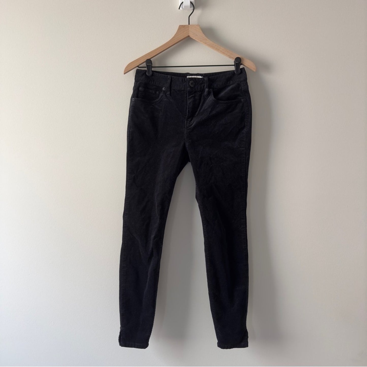 Vineyard Vines Corduroy Pants pockets slit hem zip button stretch cotton soft 4