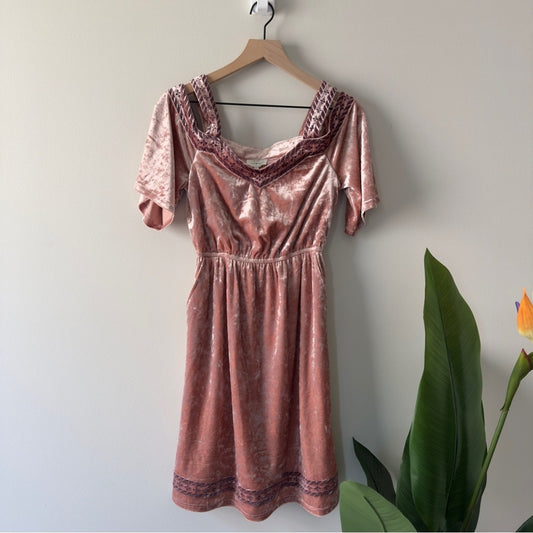 Lucky Brand Velvet Flutter Sleeve Cold Shoulder Knee Length Dress embroidered XS