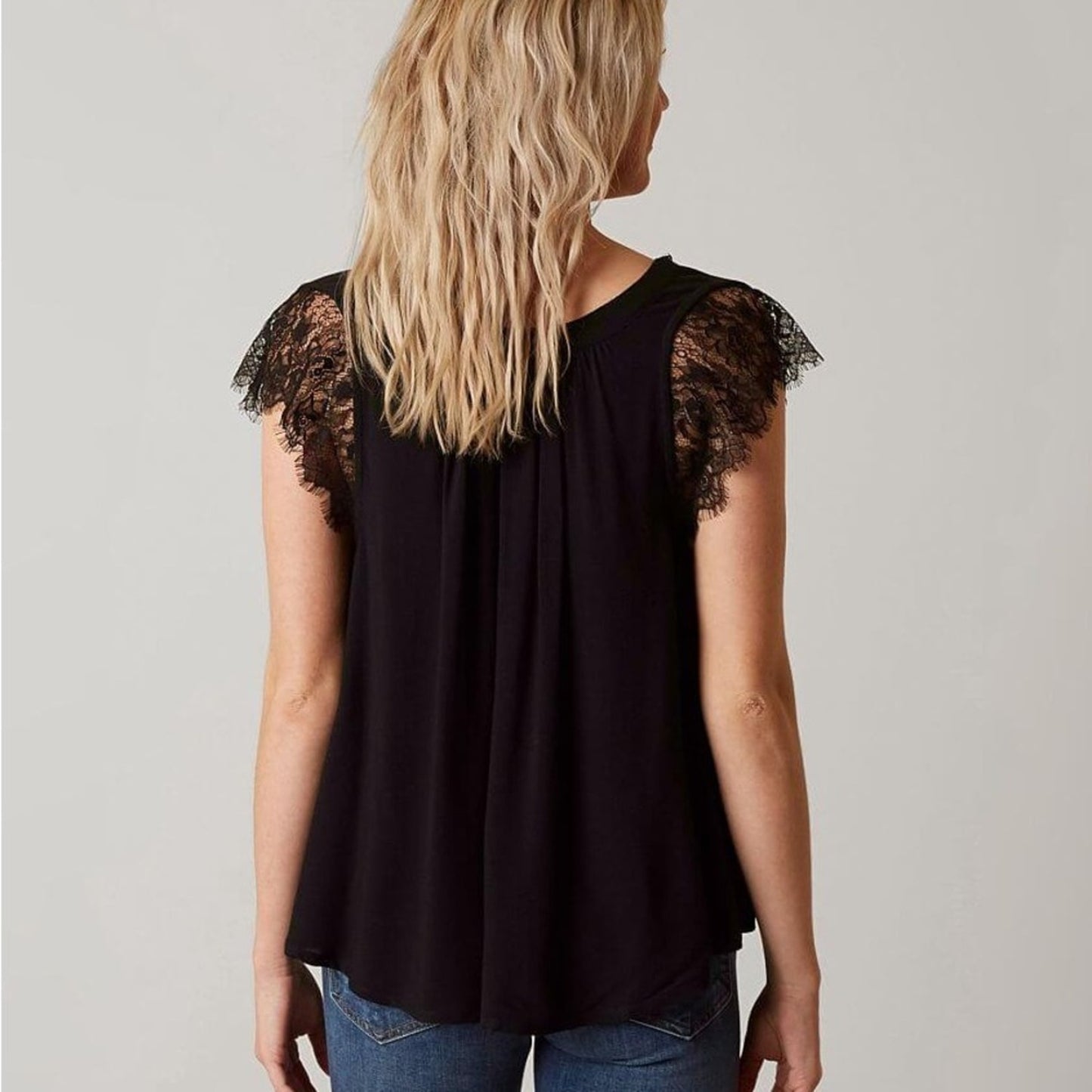 Free People Lovin’ On You Black Lace cap Sleeve Blouse v-neck solid cute minimal