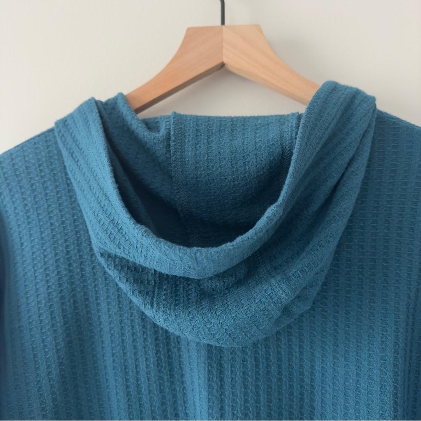 Revolve Chaser Teal Hooded Sweater Top Waffle Knit pullover long sleeve hood L