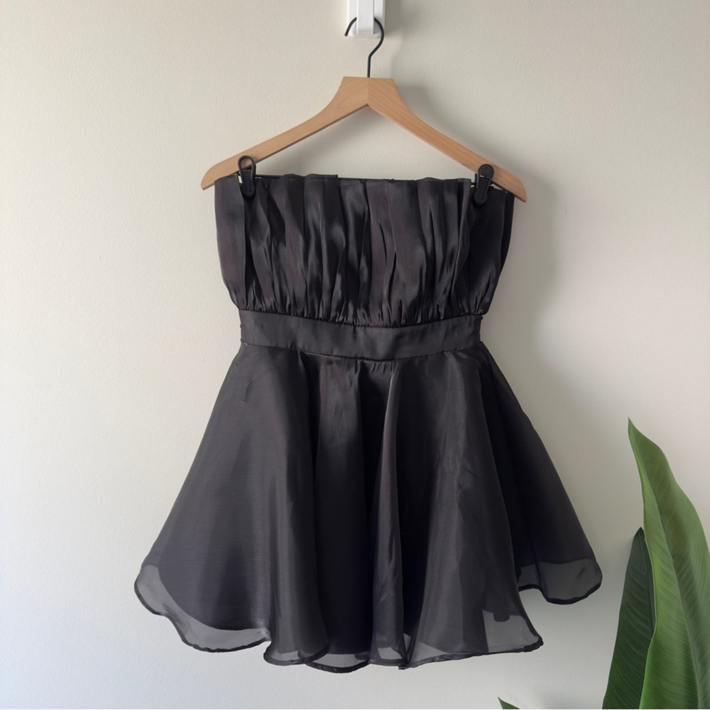 Anthropologie Mable Stylish Black Strapless Mini Little Black Dress LBD flare M