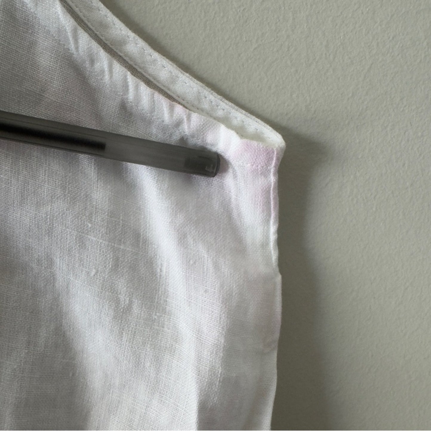 Joie 100% Linen White Smocked Waist Tank Top Sleeveless lace straps button side
