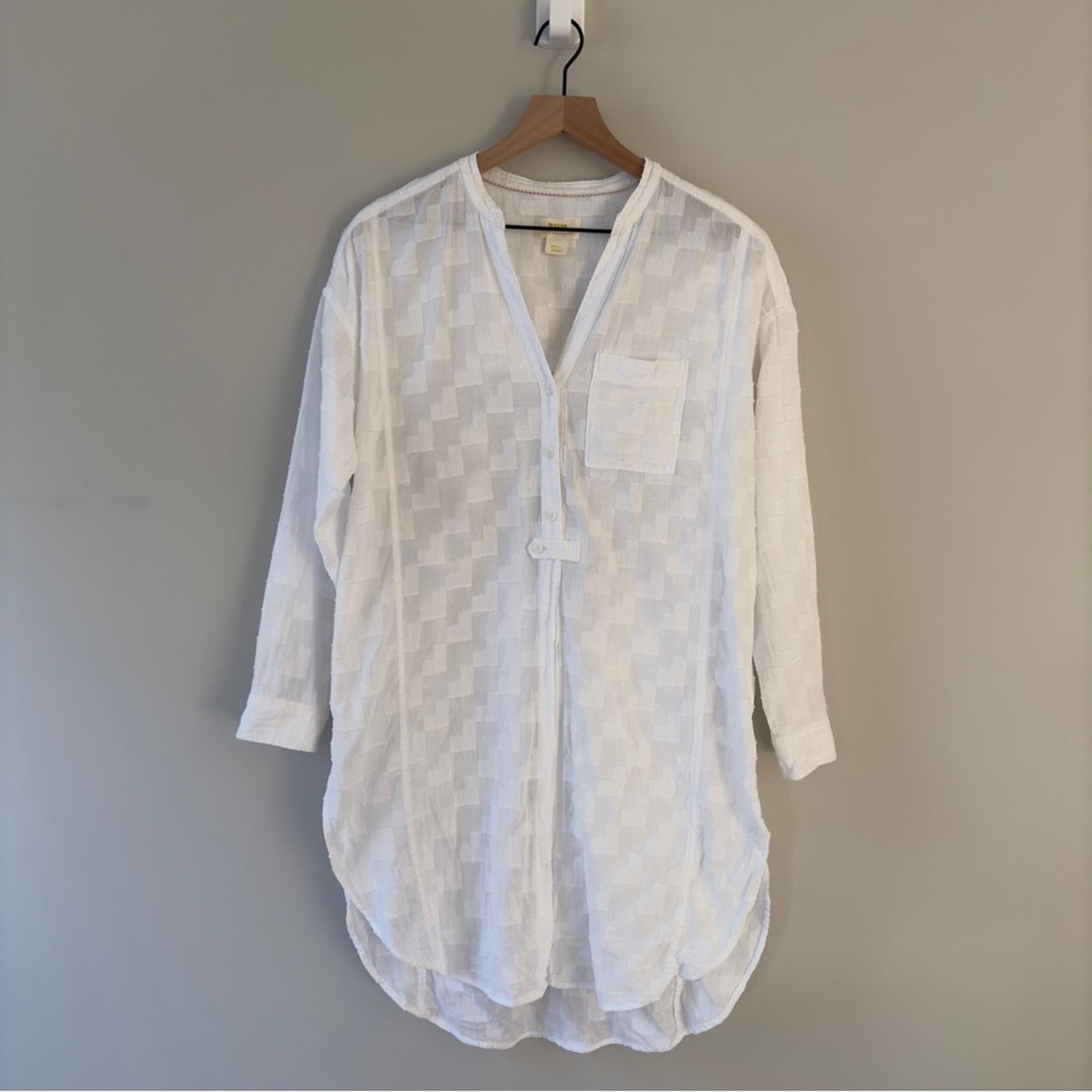 Anthropologie Maeve Roberta Textured Henley Tunic Top White Button-Up Shirt long