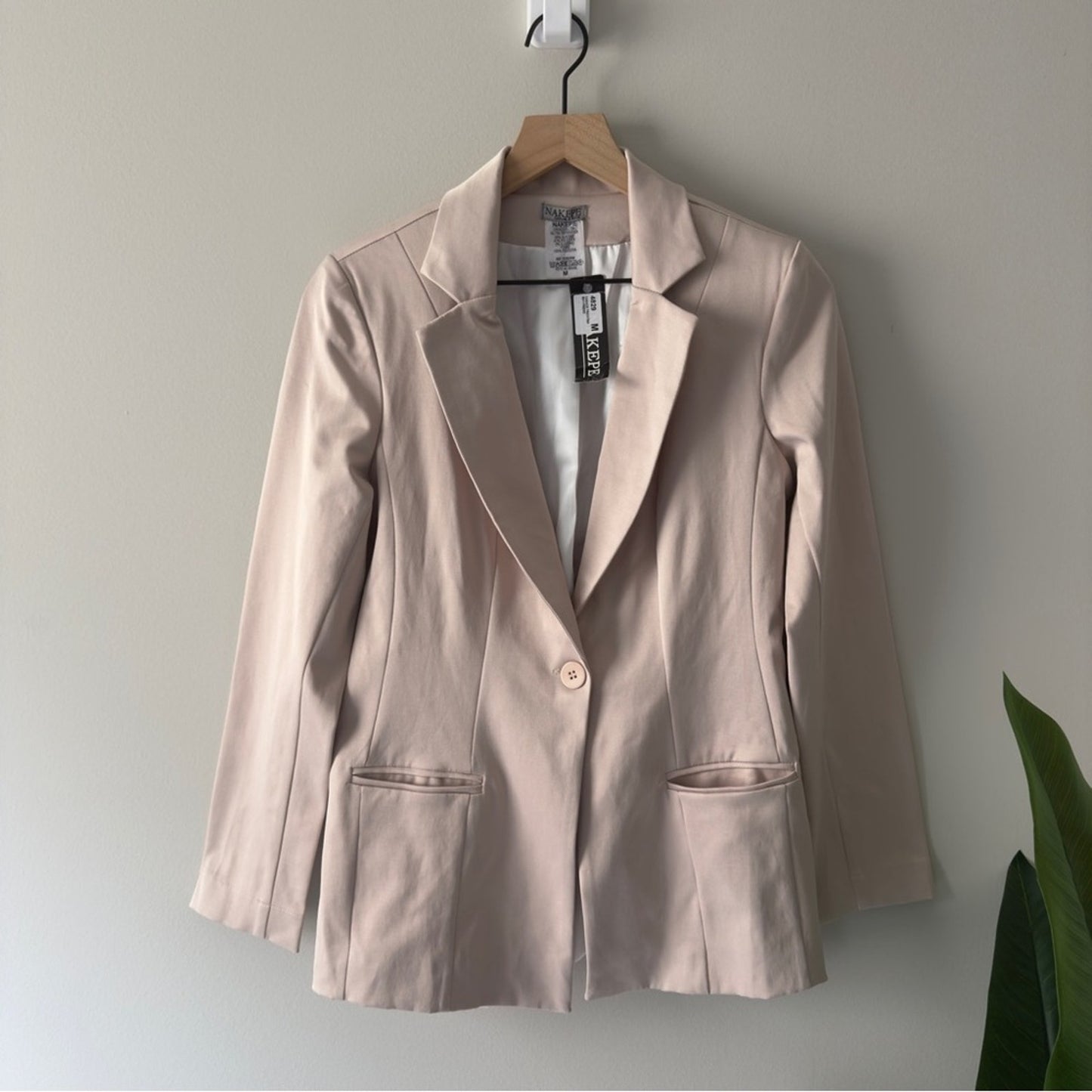 NWT Nakepe Blazer Single Button Front Long Sleeve Collar Pockets Business Office