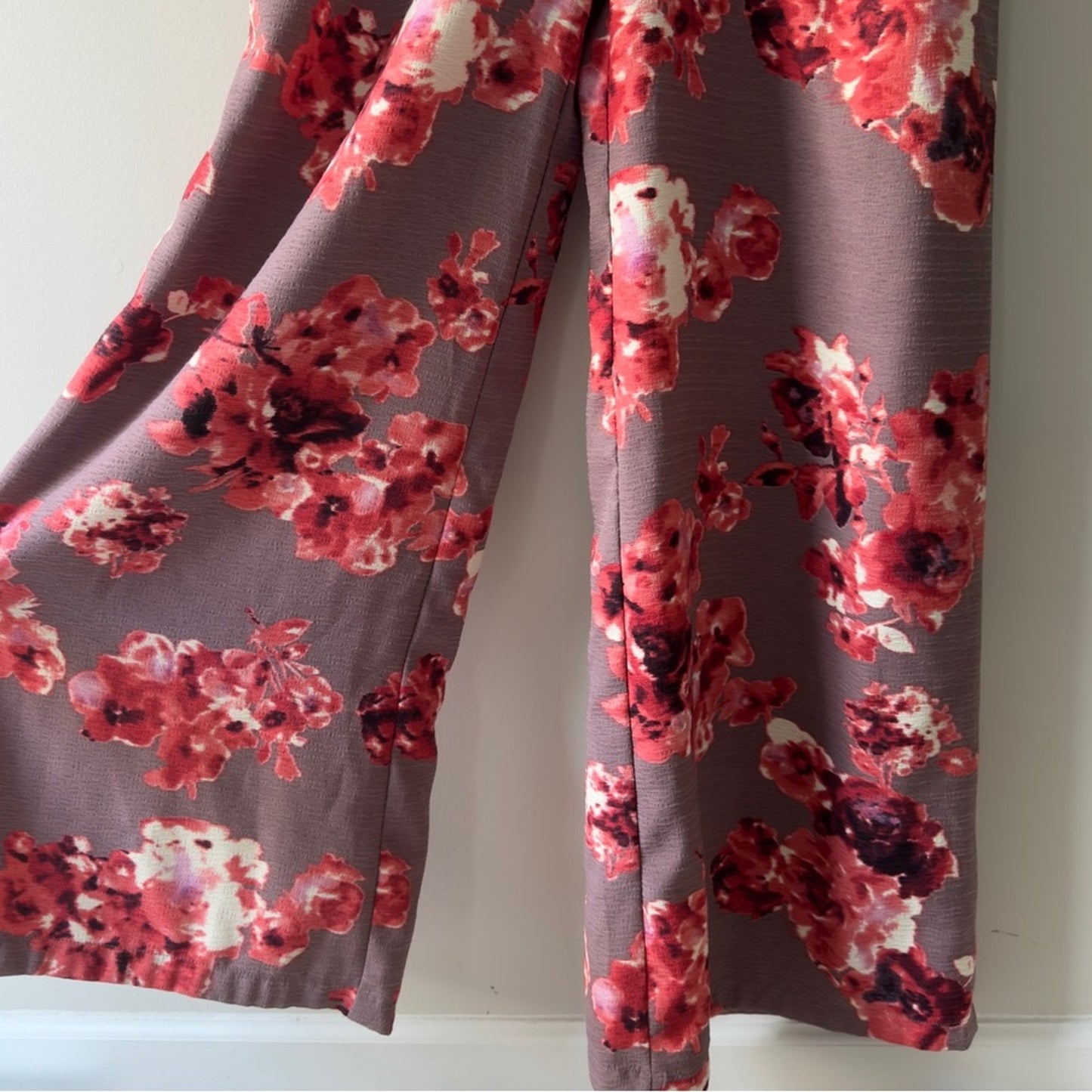 Sugar + Lips Floral V-Neck Jumpsuit Zip Up Back Sleeveless Full Wide Leg Zipper