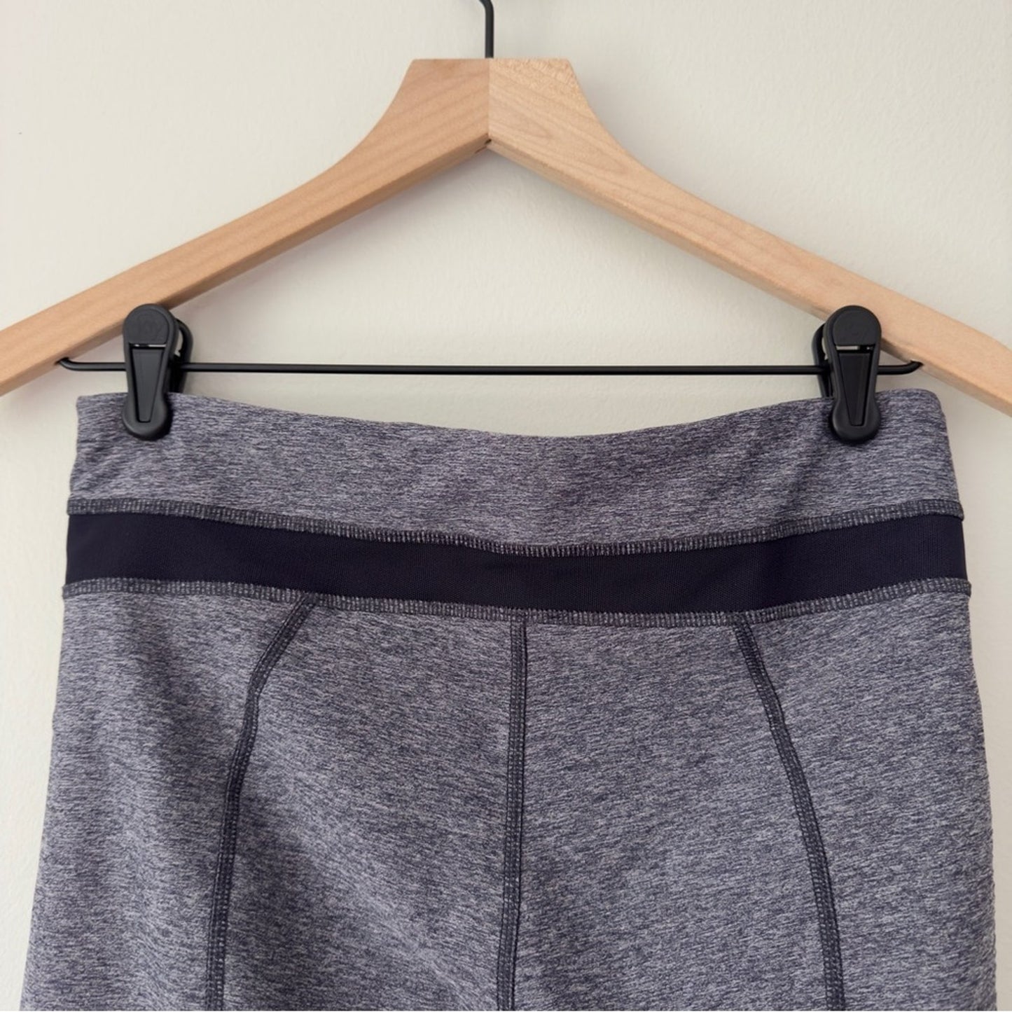 Lululemon Inspire Tight II (Mesh) in Heathered Naval Blue / Naval Blue Run Pouch