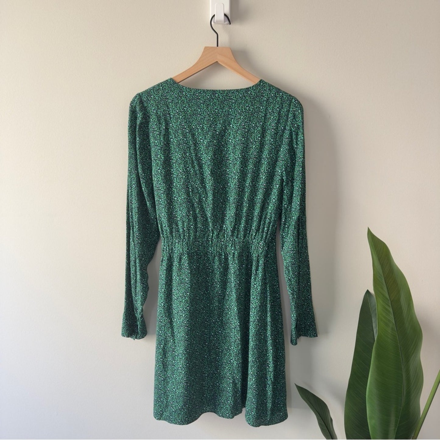 Anthropologie Sanctuary Green Micro Leopard Animal Print Wrap Dress Long Sleeve