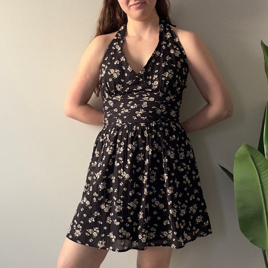 American Eagle Floral Halter Neck Romper Black and Cream Scoop V-Neck Tie Bow