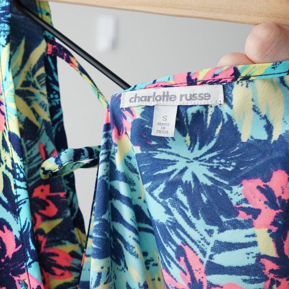 Charlotte Russe Tiered Shorts Romper Tropical Floral Sleeveless V-Neck Bow Back