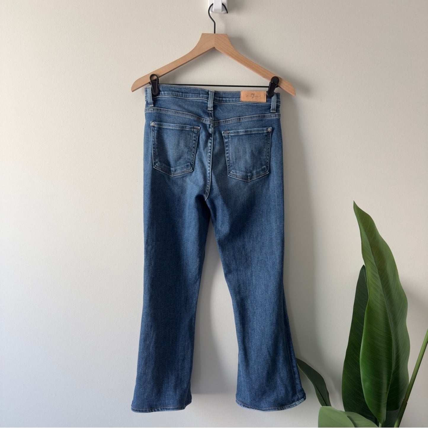 7 For All Mankind High Waist Slim Kick Jeans Dark Blue Wash Flare Jean denim EUC