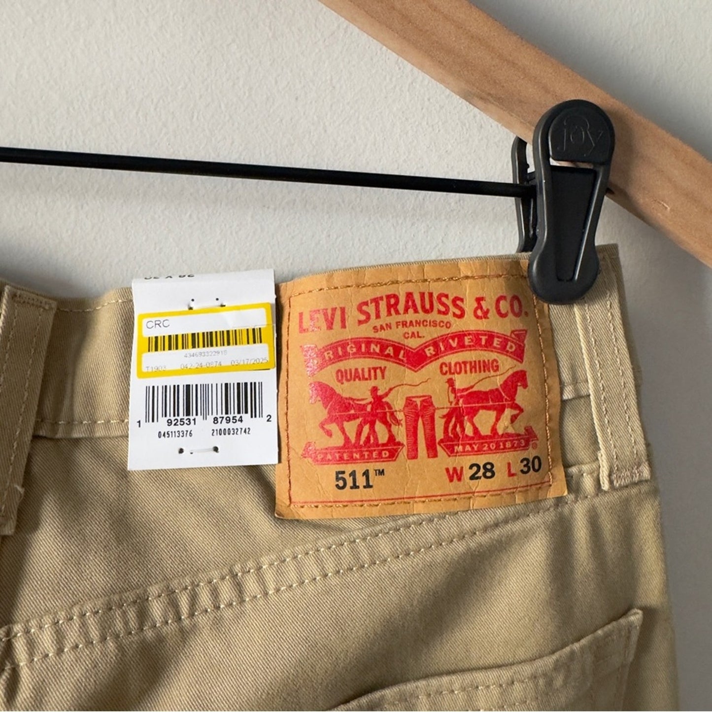 Levi’s 511 Slim All Seasons Tech Pants Tan Straight-Leg Stretch 28x30 Pockets
