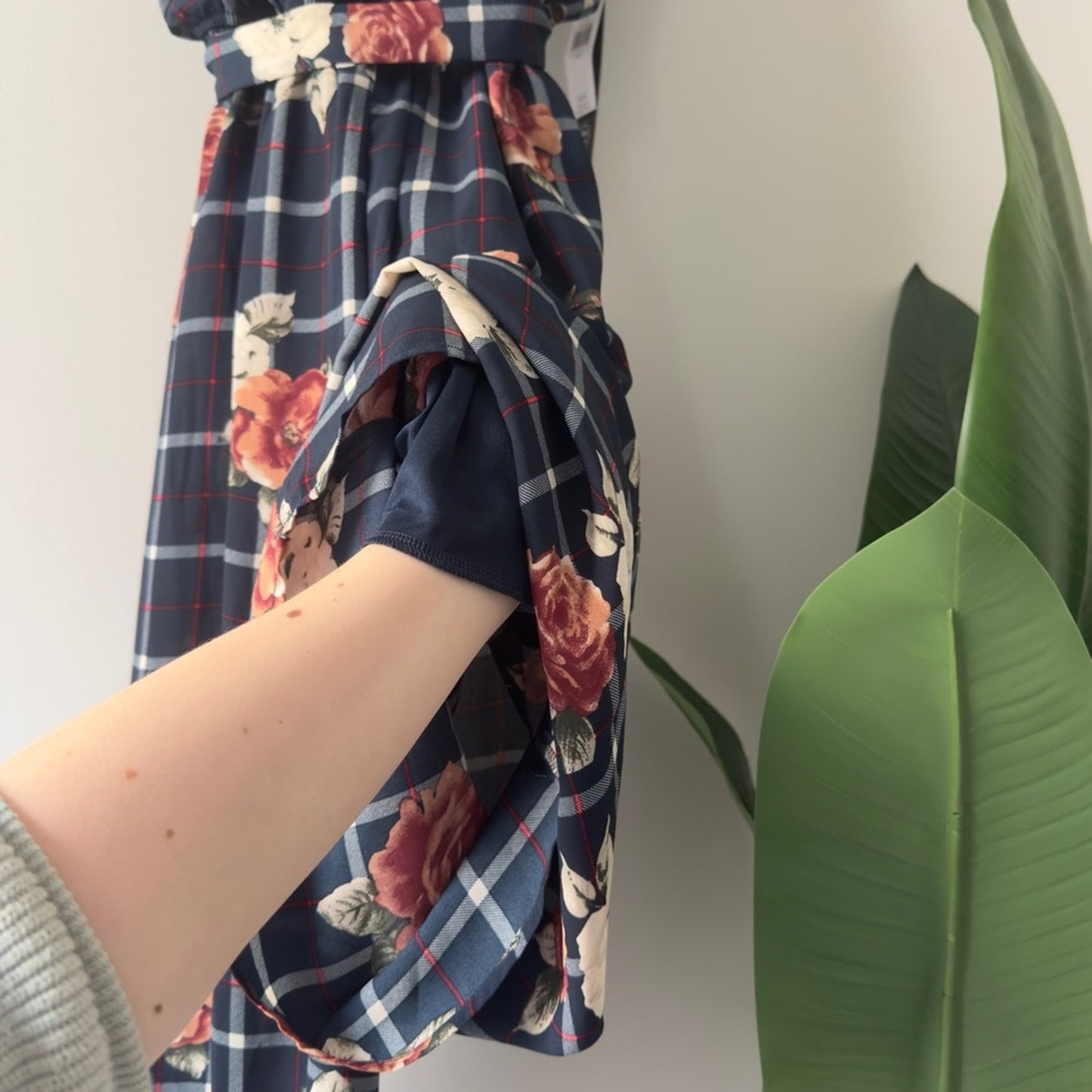 Buckle As U Wish Navy Floral Checkered Jumpsuit Tie Waist Cropped Spaghetti Blue