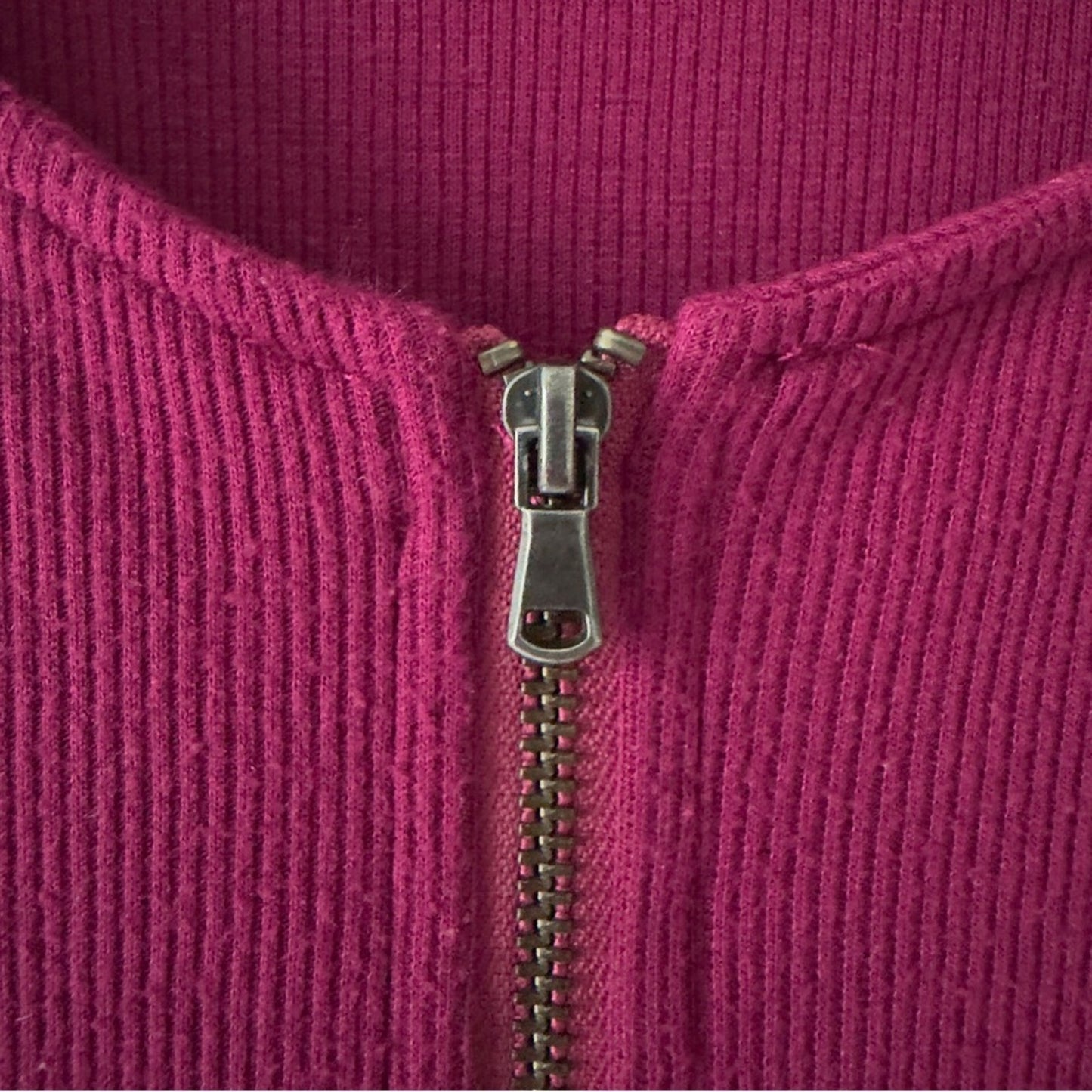 Hollister 3/4 Zip Ribbed Bodysuit Burgundy Purple Short sleeve round neck snaps
