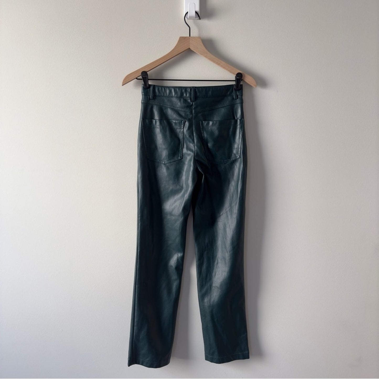 7 For All Mankind Green Faux Leather Pants Pockets zip button retro biker solid