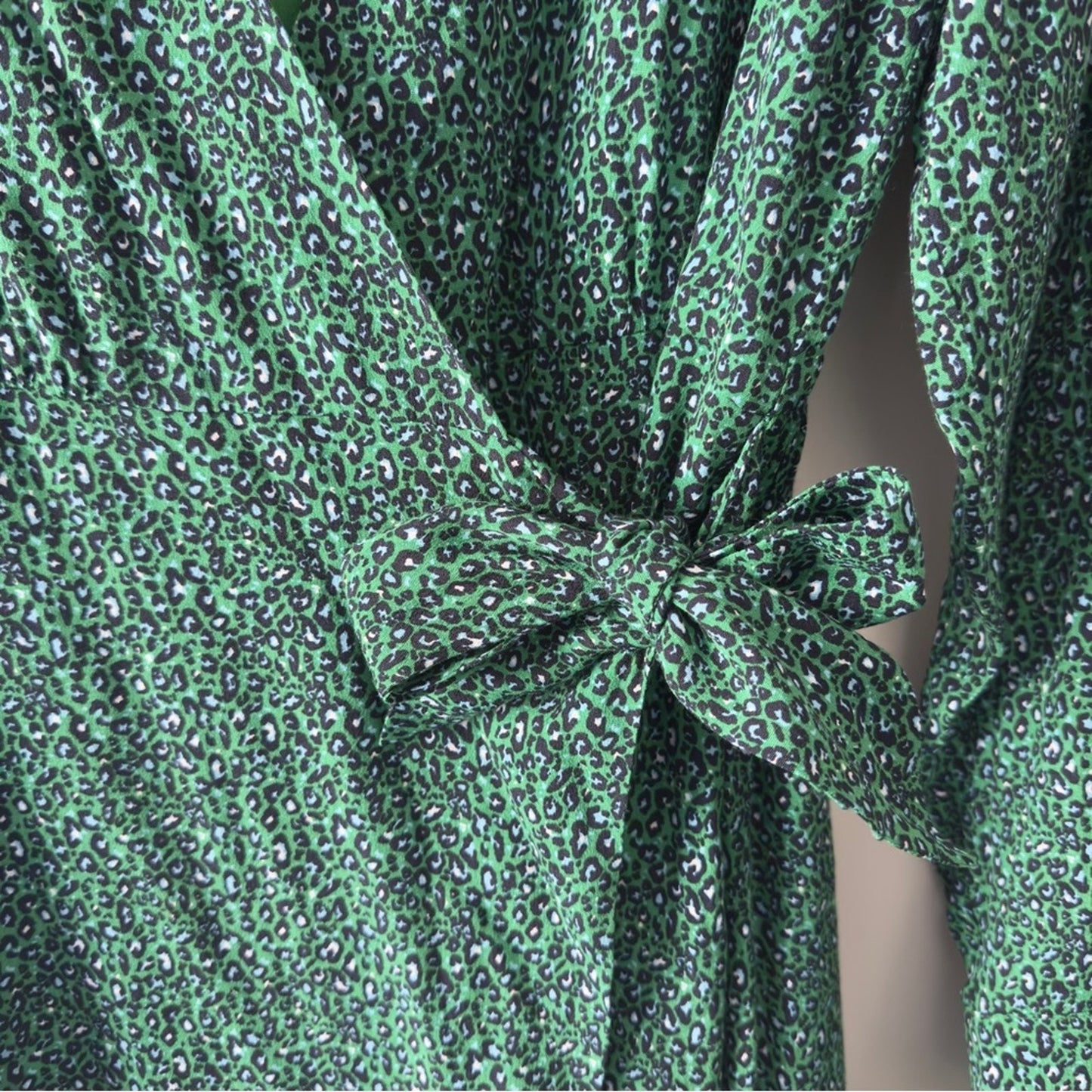 Anthropologie Sanctuary Green Micro Leopard Animal Print Wrap Dress Long Sleeve