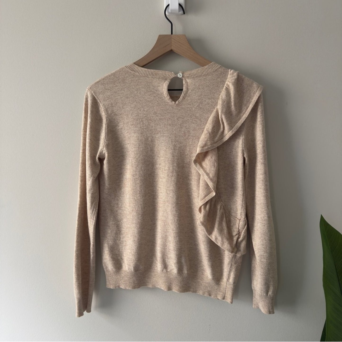 Anthropologie Moth Ruffle Beige tight Knit Sweater long sleeve crew neck keyhole