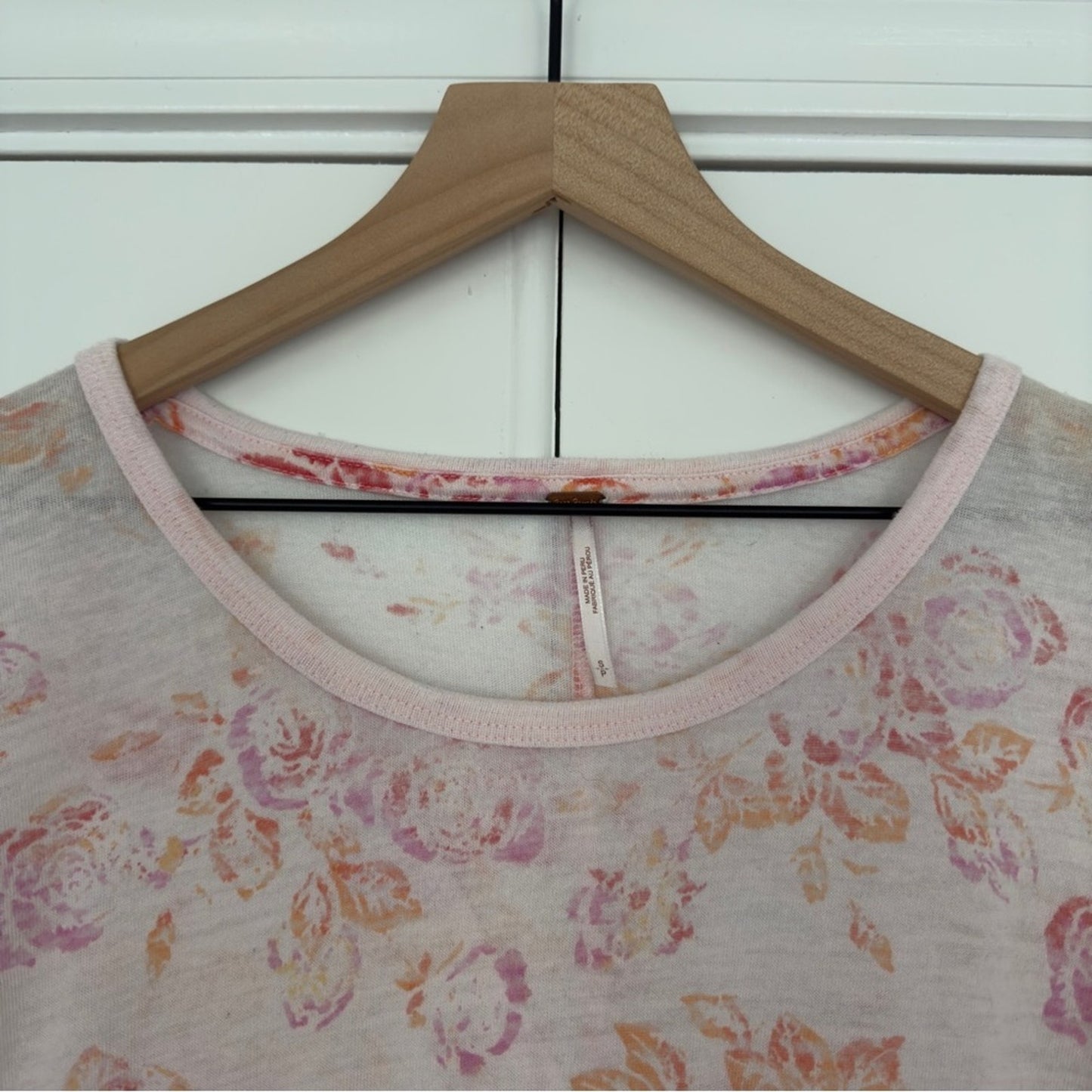Free People Tourist Tee Floral Short Sleeve T-Shirt Top Crew Neck Slit Hem Light