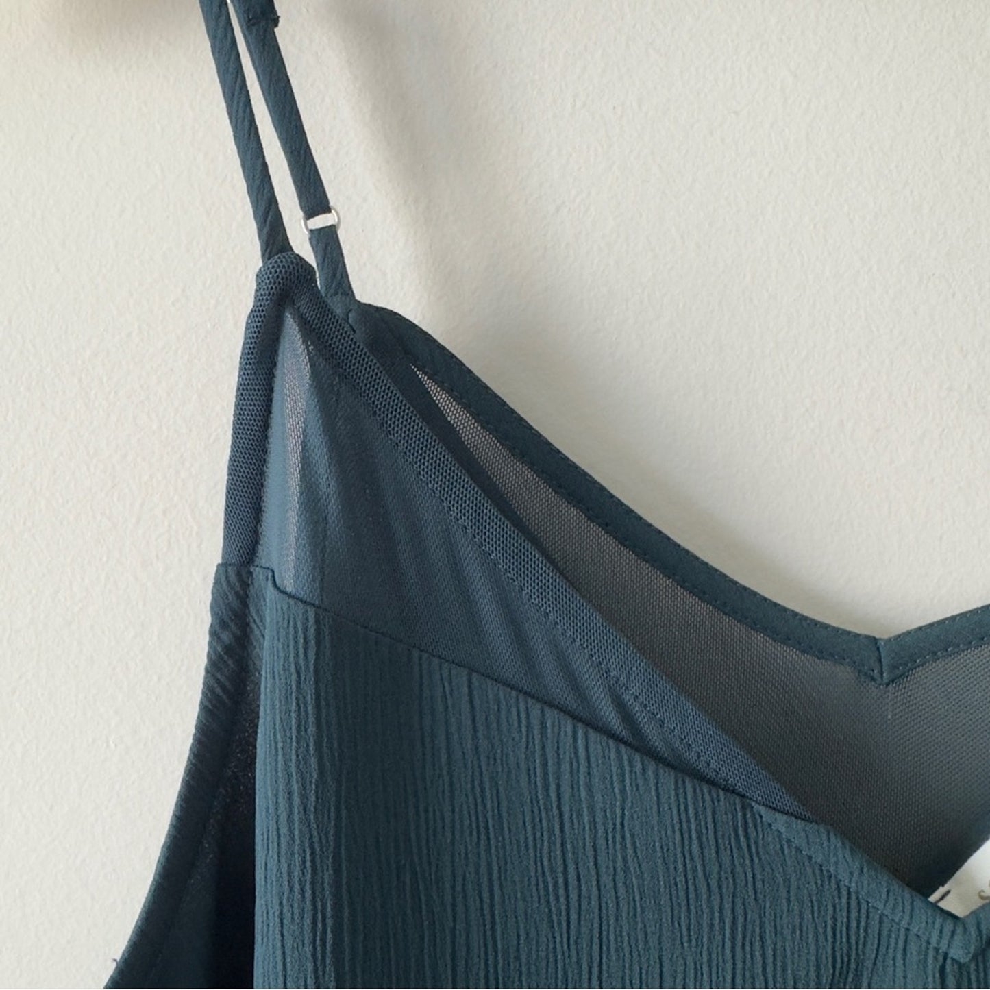 Anthropologie Sophie Rue Adjustable spaghetti strap Sleeveless cami Top mesh NWT