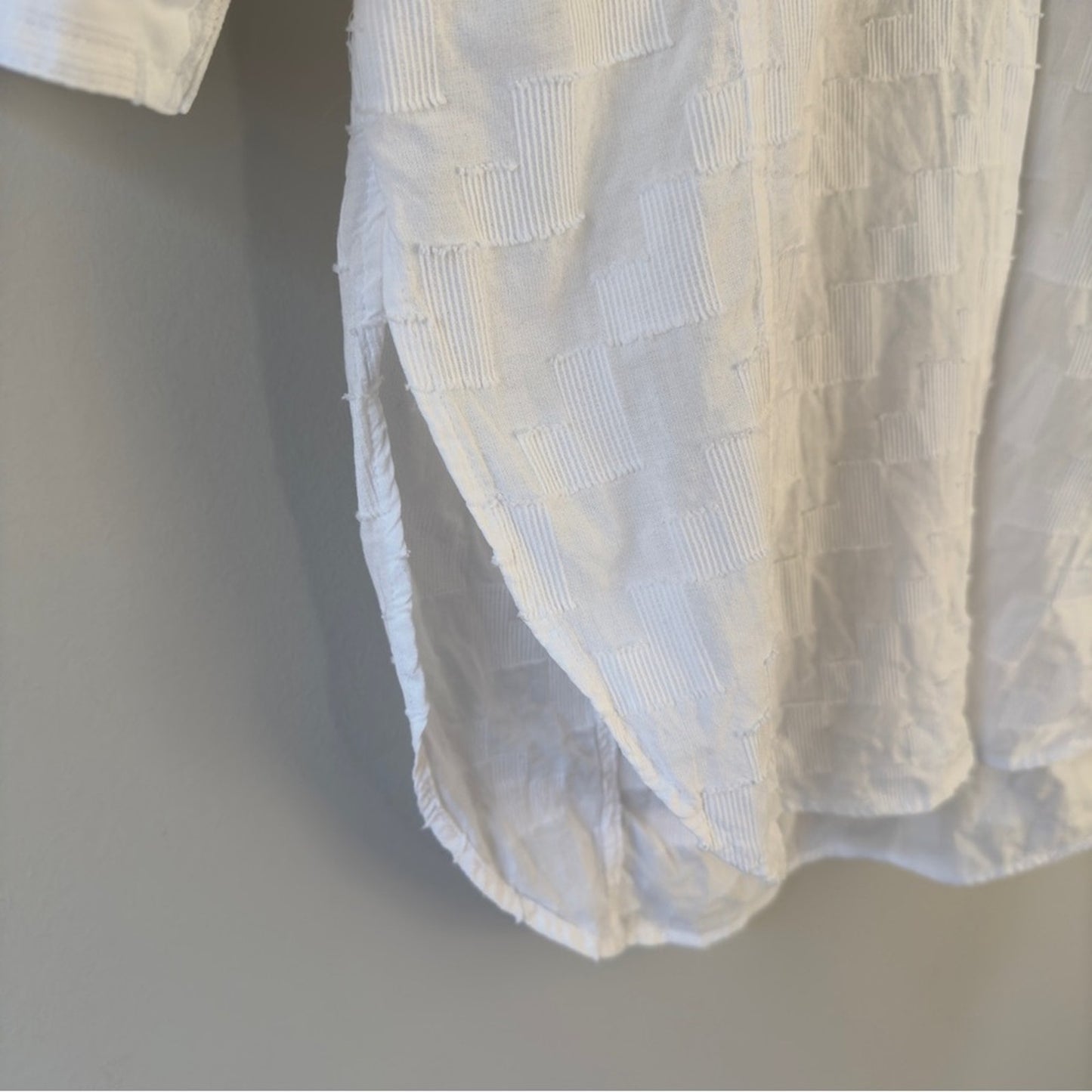 Anthropologie Maeve Roberta Textured Henley Tunic Top White Button-Up Shirt long