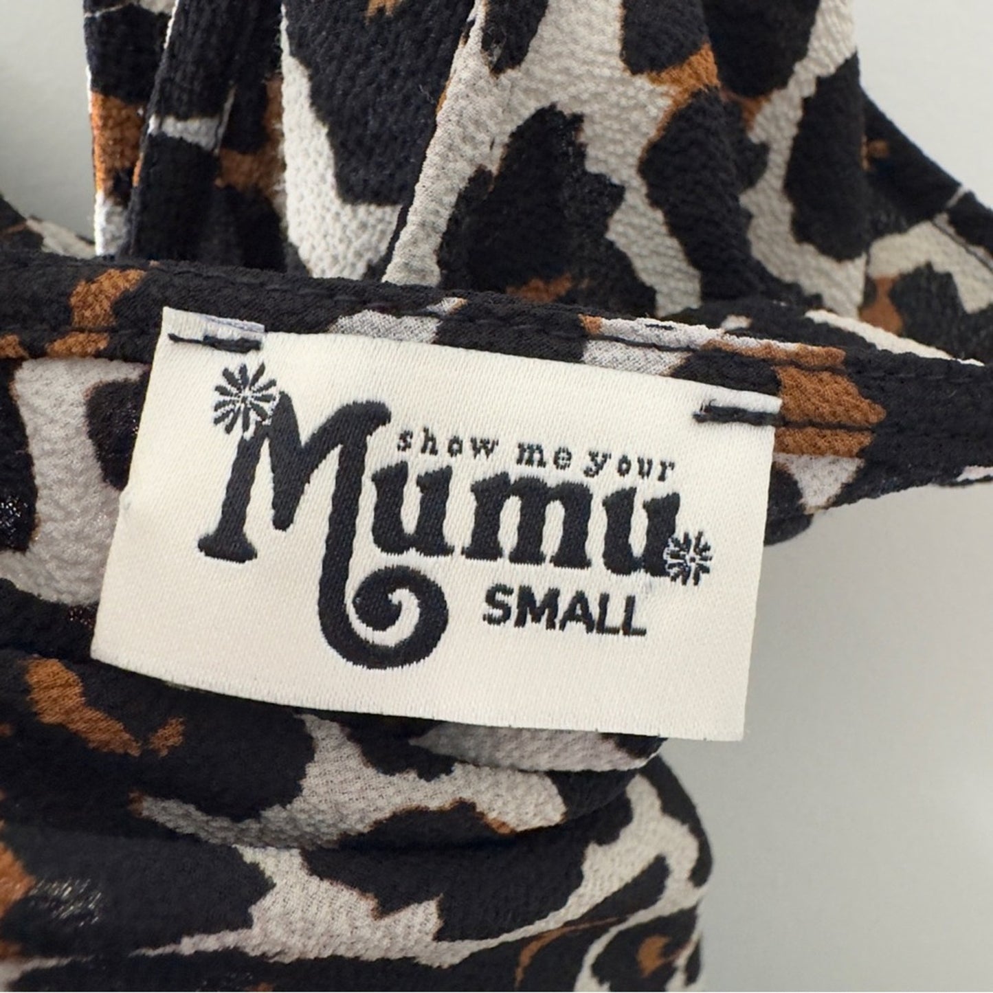 Show Me Your Mumu animal print cut out Halter neck Sheath Dress mini leopard EUC