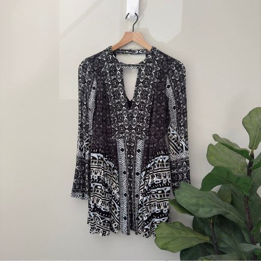 Free People Tegan Border Print Mini Dress Long Bell Sleeves Cutout V-Neck A-Line