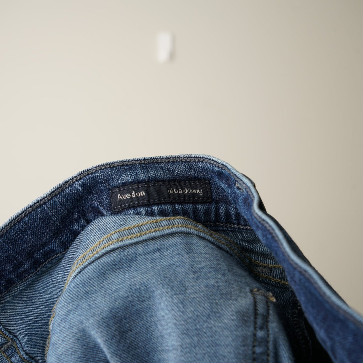 Citizens of Humanity Avedon Ultra Skinny Jeans Dark Wash Zip Button Pockets EUC