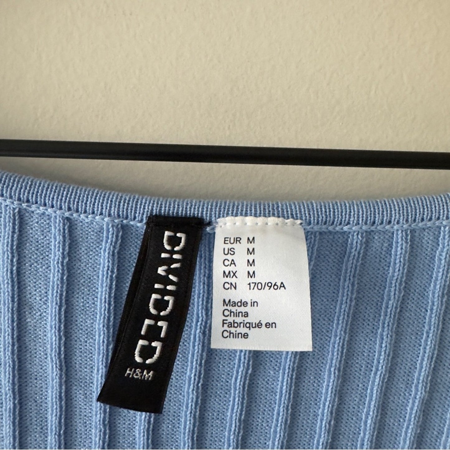 H&M Divided Light Blue Ribbed Midi Dress Slit Sides Short Sleeve Sweetheart EUC