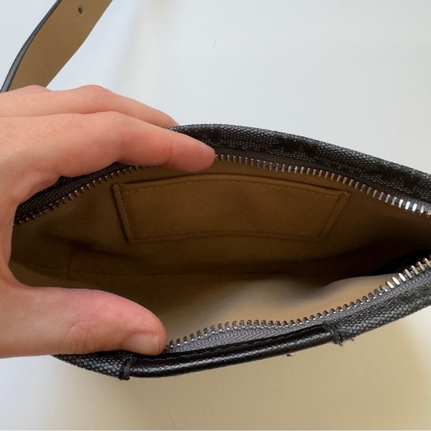 Michael Kors NWOT Black gray belt Bag Fanny pack MK zipper adjustable size L/XL