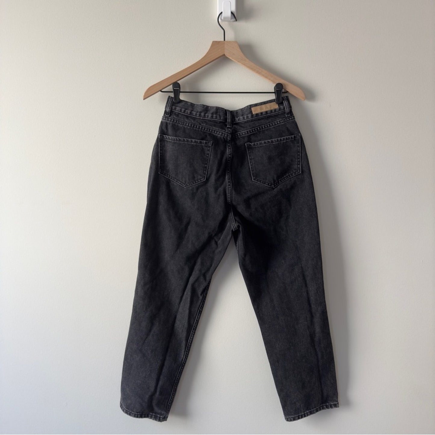 White Fox Stylish Straight Leg Jeans Black Denim Pants Dark Gray Charcoal casual