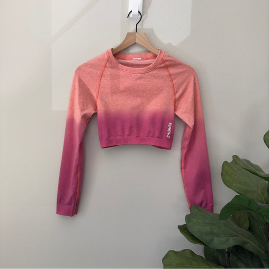 Gymshark Athletic Crop Top Long Sleeve Ruched Back Crew Neck Logo Front Ombré