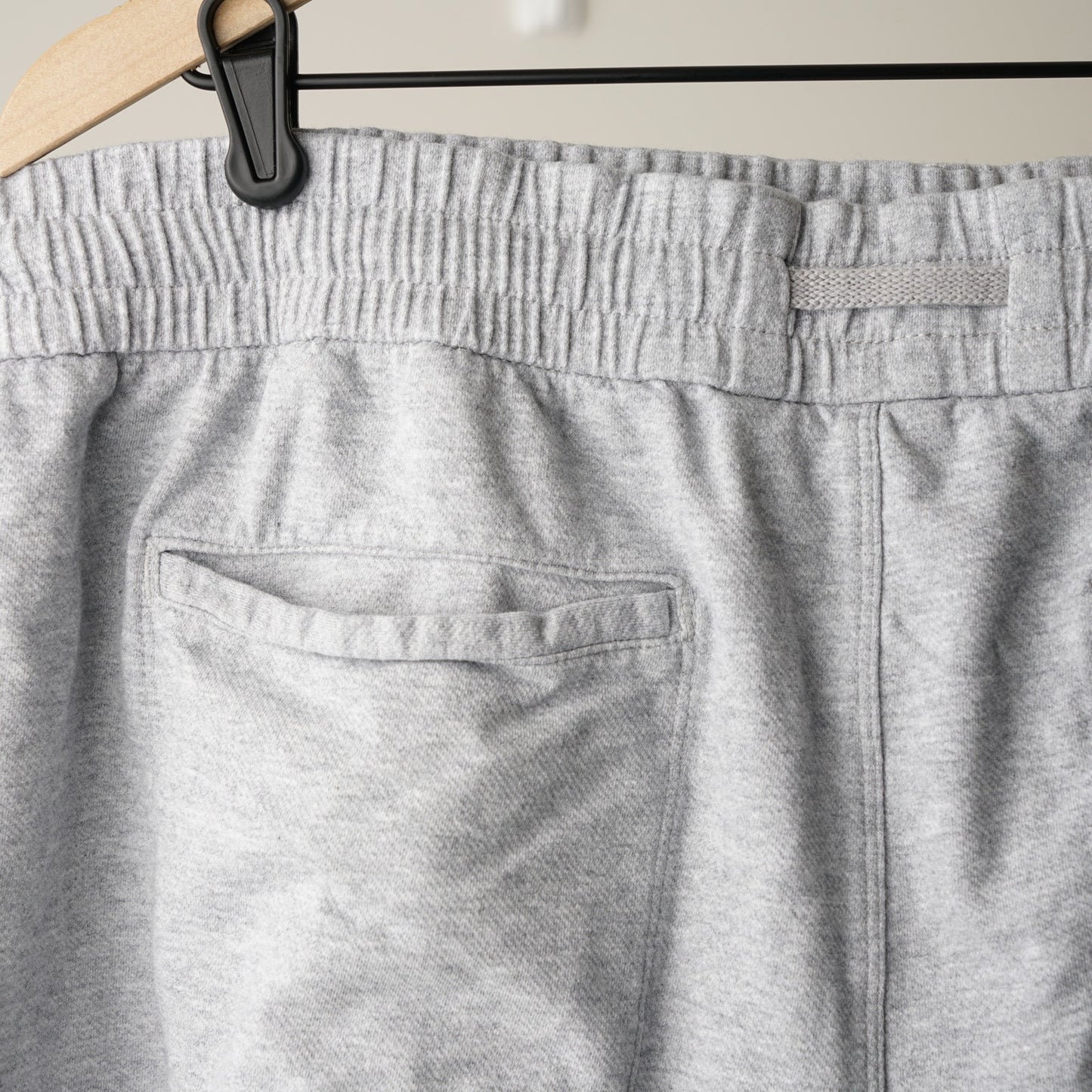 Athleta Farallon Heathered Short Gray Athleisure Cotton Stretch Drawstring EUC