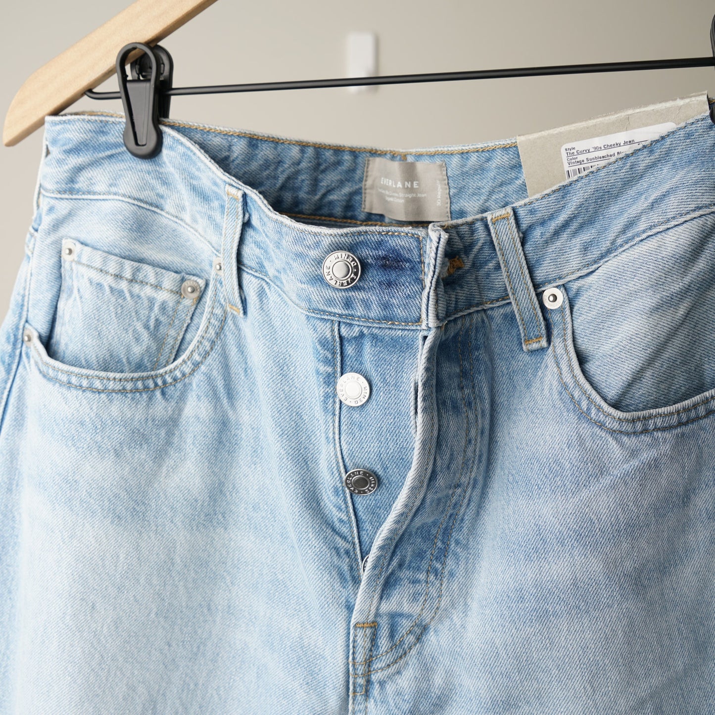 Everlane The Curvy '90s Cheeky Straight Jean Vintage Sunbleached Blue Button Fly