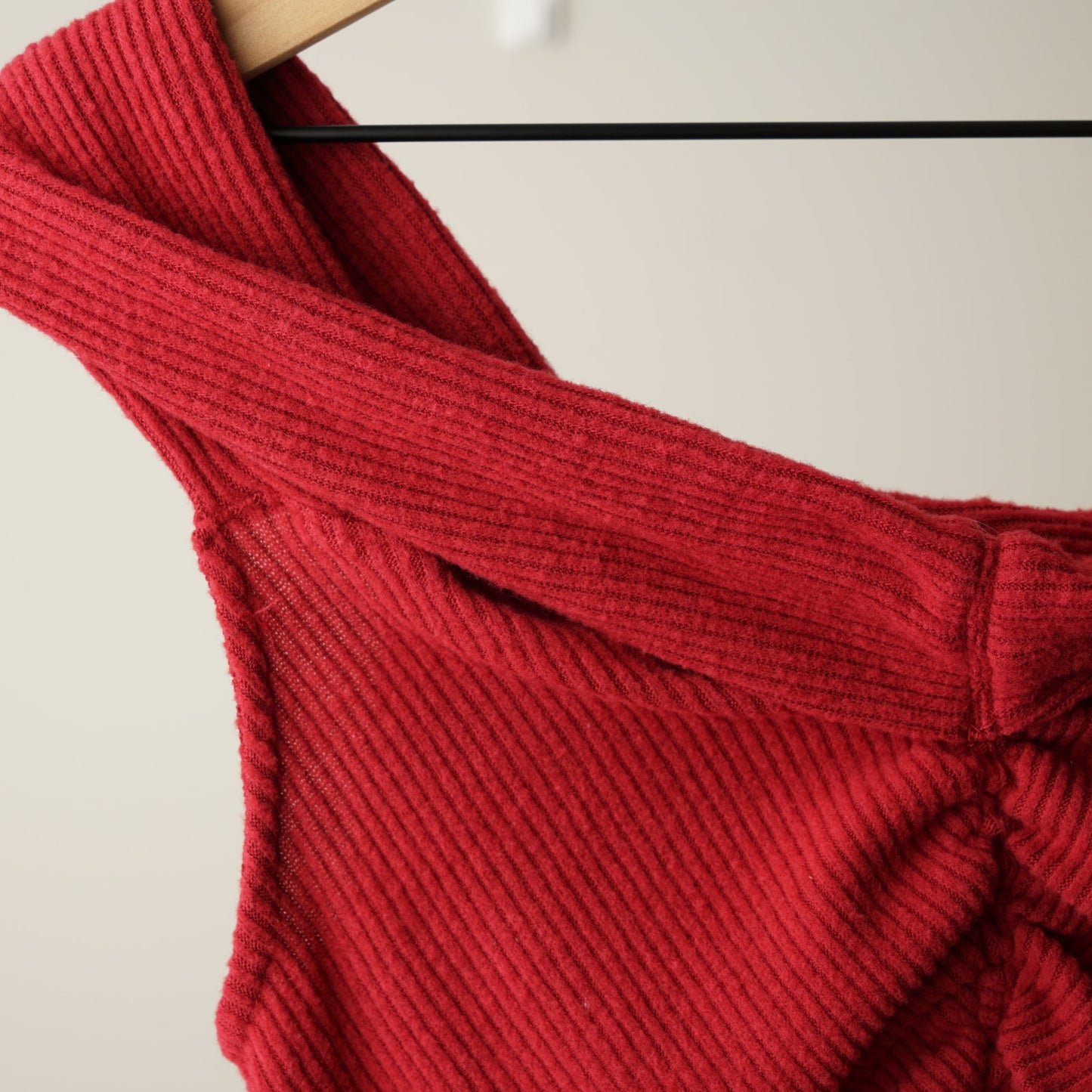 Free People This Cutie Top Off the Shoulder Red Soft Ruched Middle Sweetheart L