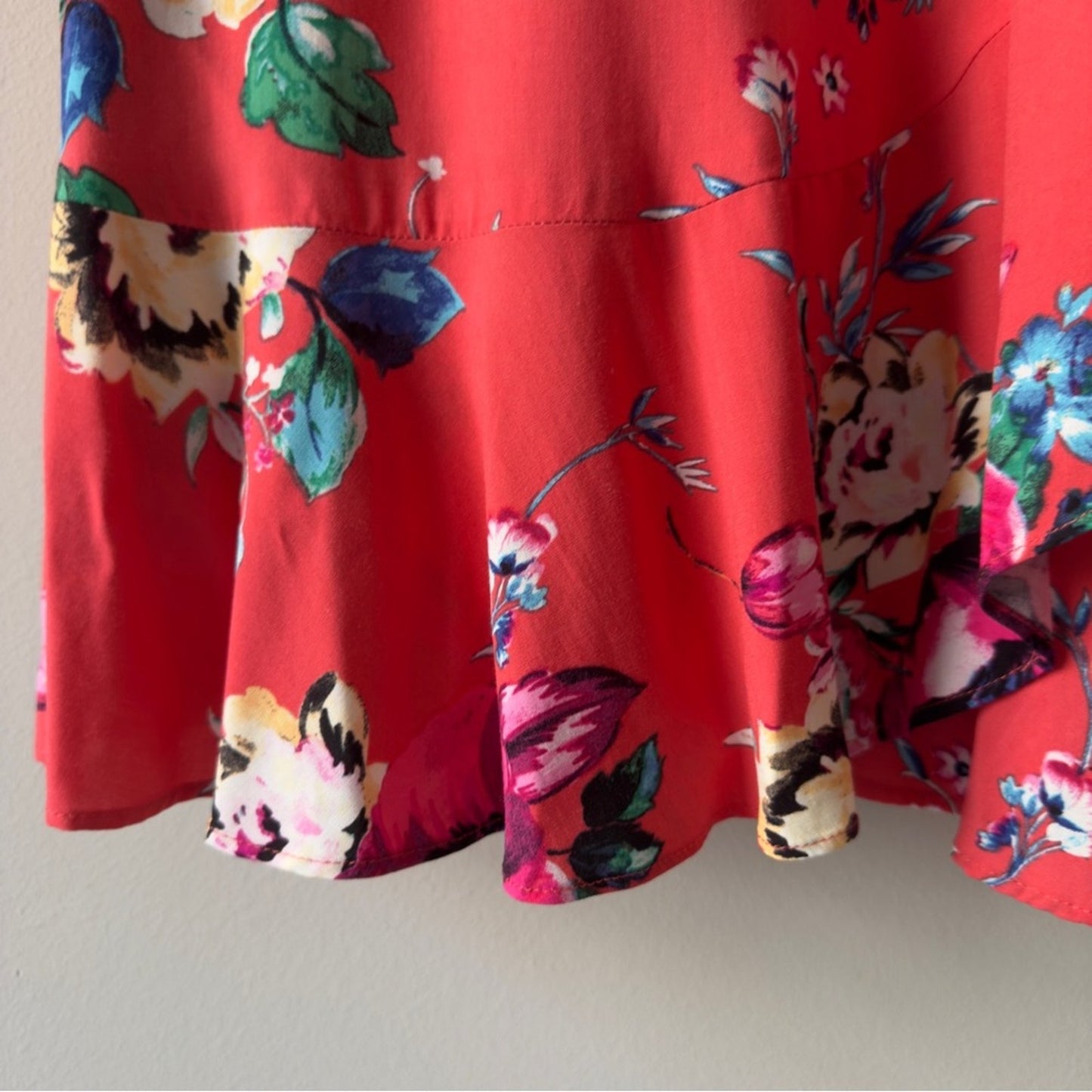 Express Floral Mini Faux Rap Dress adjustable spaghetti straps tropical ruffle M