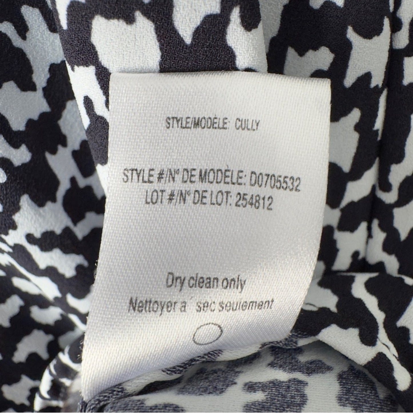 Theory Long Sleeve Button Down Stylish Black and White Top Petterned Collared M
