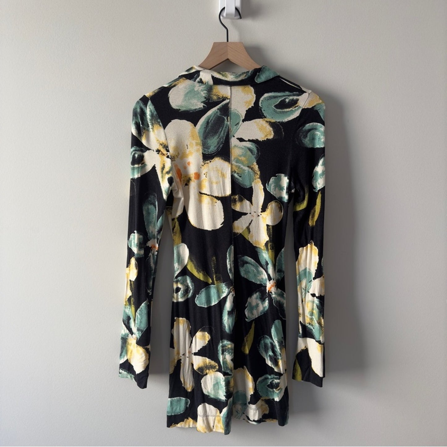 Free People floral Print button down mini dress long sleeve collared stretch EUC